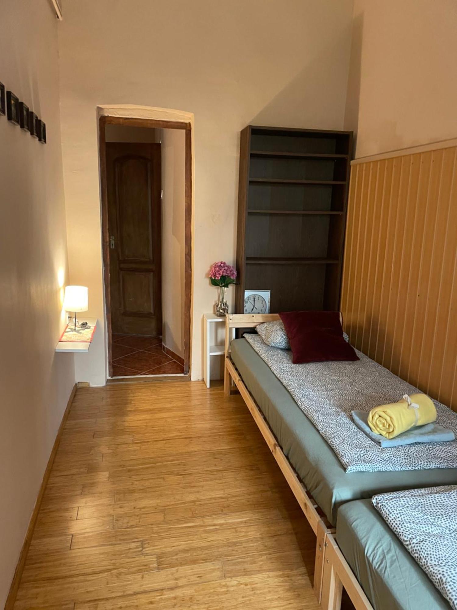 Clark Apartman ** Apartment *